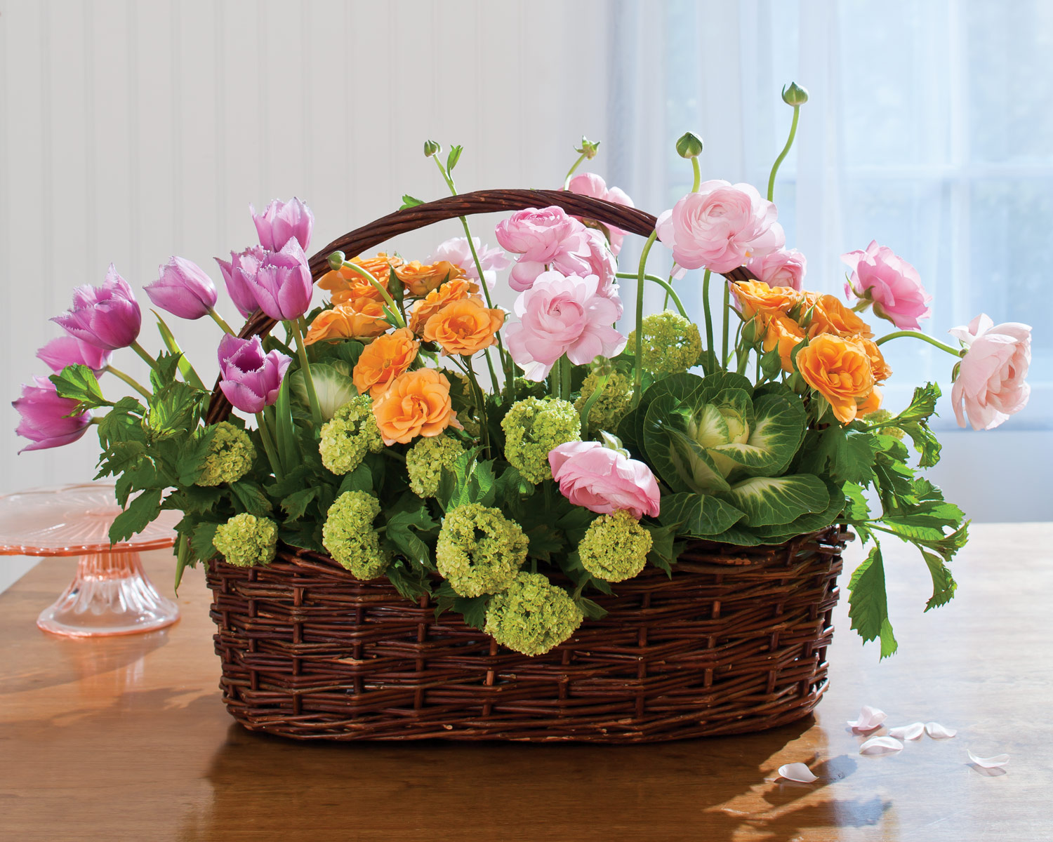 Creating an Easter Centerpiece